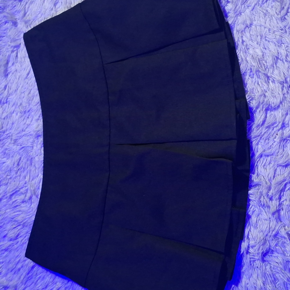 Mini skirt with zipper